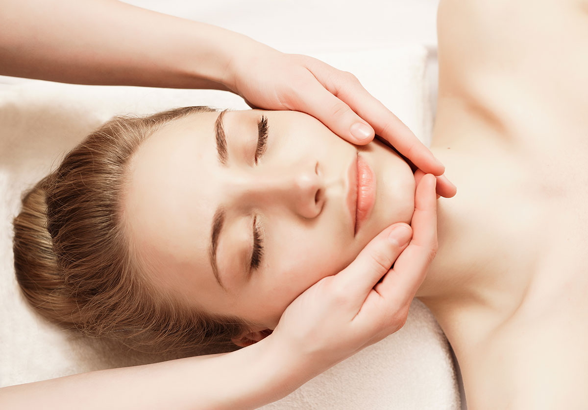 Facial Massage At Your Beauty Salon